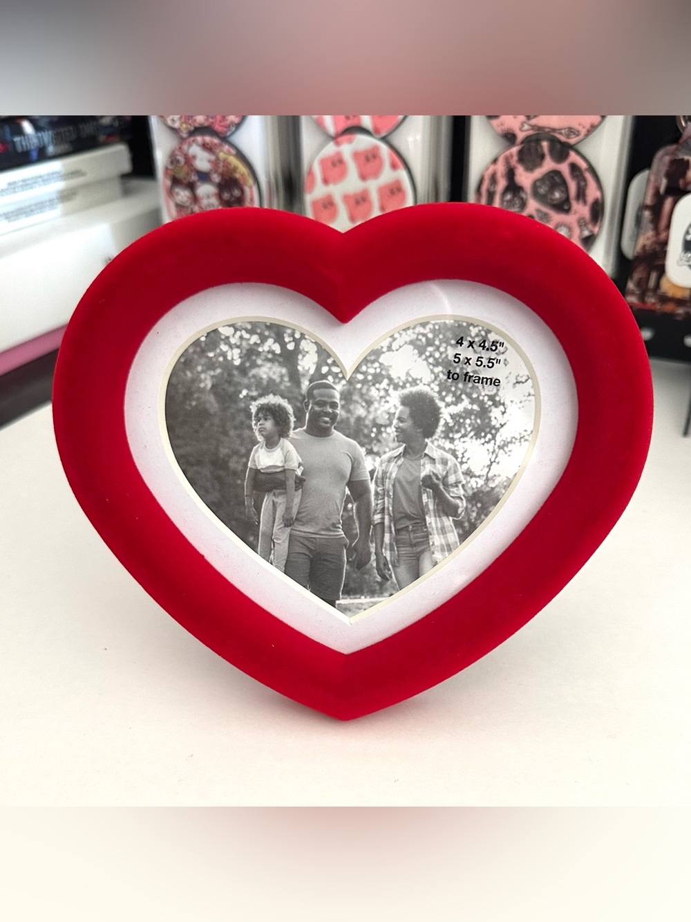 Threshold Red and White Heart-Shaped Matted Fabric Picture Frame 4”x6”